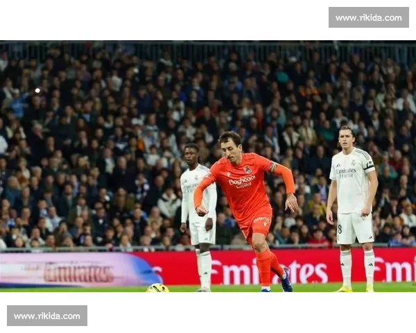 本轮焦点大战皇马力克巴萨登顶西甲积分榜争冠形势再起波澜引爆全城 - 副本 (2)