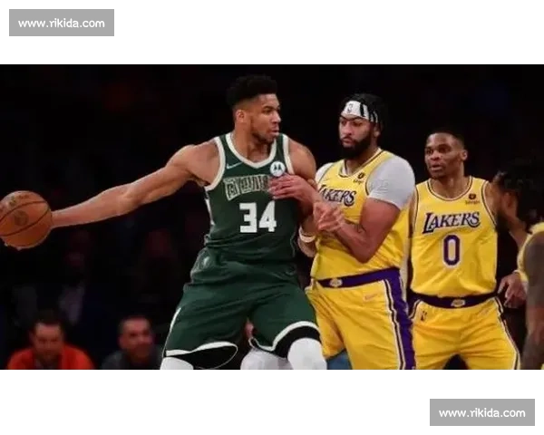 新赛季强队对决背后的战术博弈与数据解析及球员状态评估趋势展望